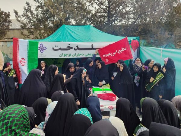 جشن ملی ۲۲ بهمن با حضور خانواده‌ها و نسل جوان  در یاسوج