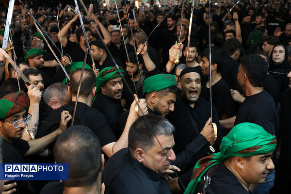 عزاداری شب عاشورا در محله دولت آباد تهران