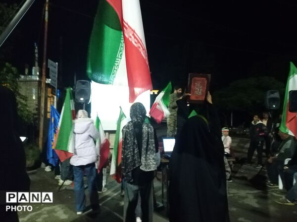 برگزاری اجتماع شبانه در حسینیه شهدای شهر بار 