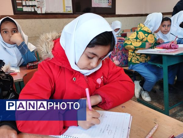 اجرای طرح حامی با حضور جهادی آموزگاران ملاردی  برای جبران ضعف درسی دانش آموزان ابتدایی 