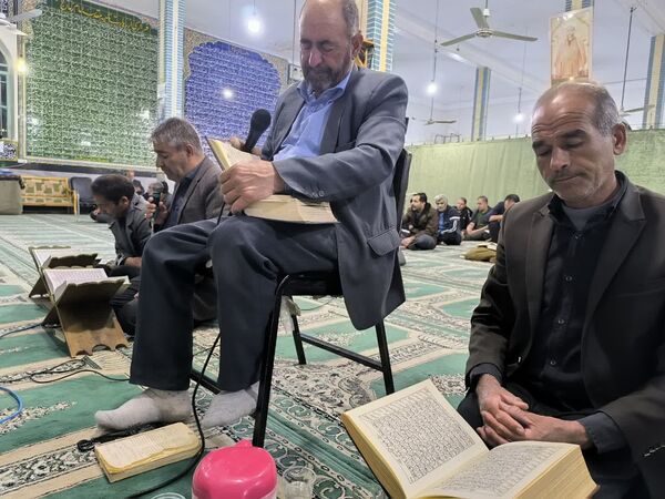 برگزاری محافل انس با قرآن و مراسم افطاری در مدارس شهرستان ملارد 