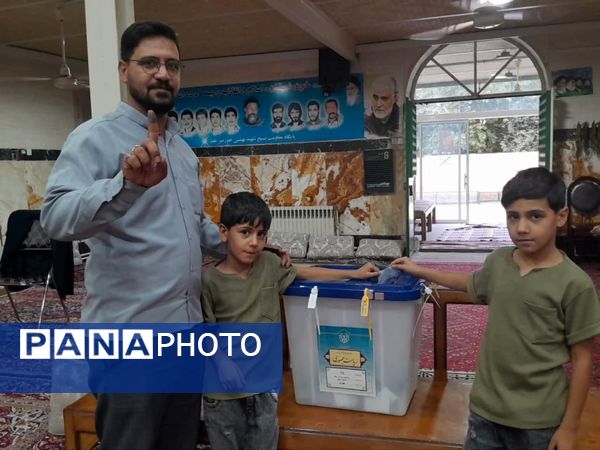 حضور حداکثری مهریزی‌ها در پای صندوق رأی