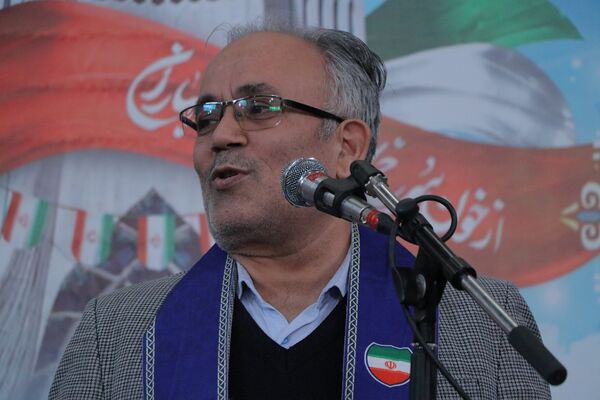 همایش «یاوران انقلاب» در بهارستان‌دو