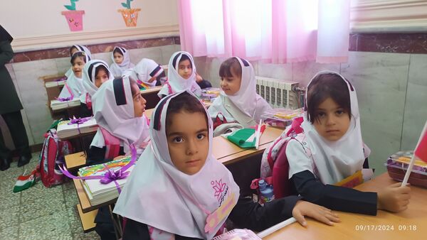 برگزاری مراسم جشن شکوفه‌ها در زنجان