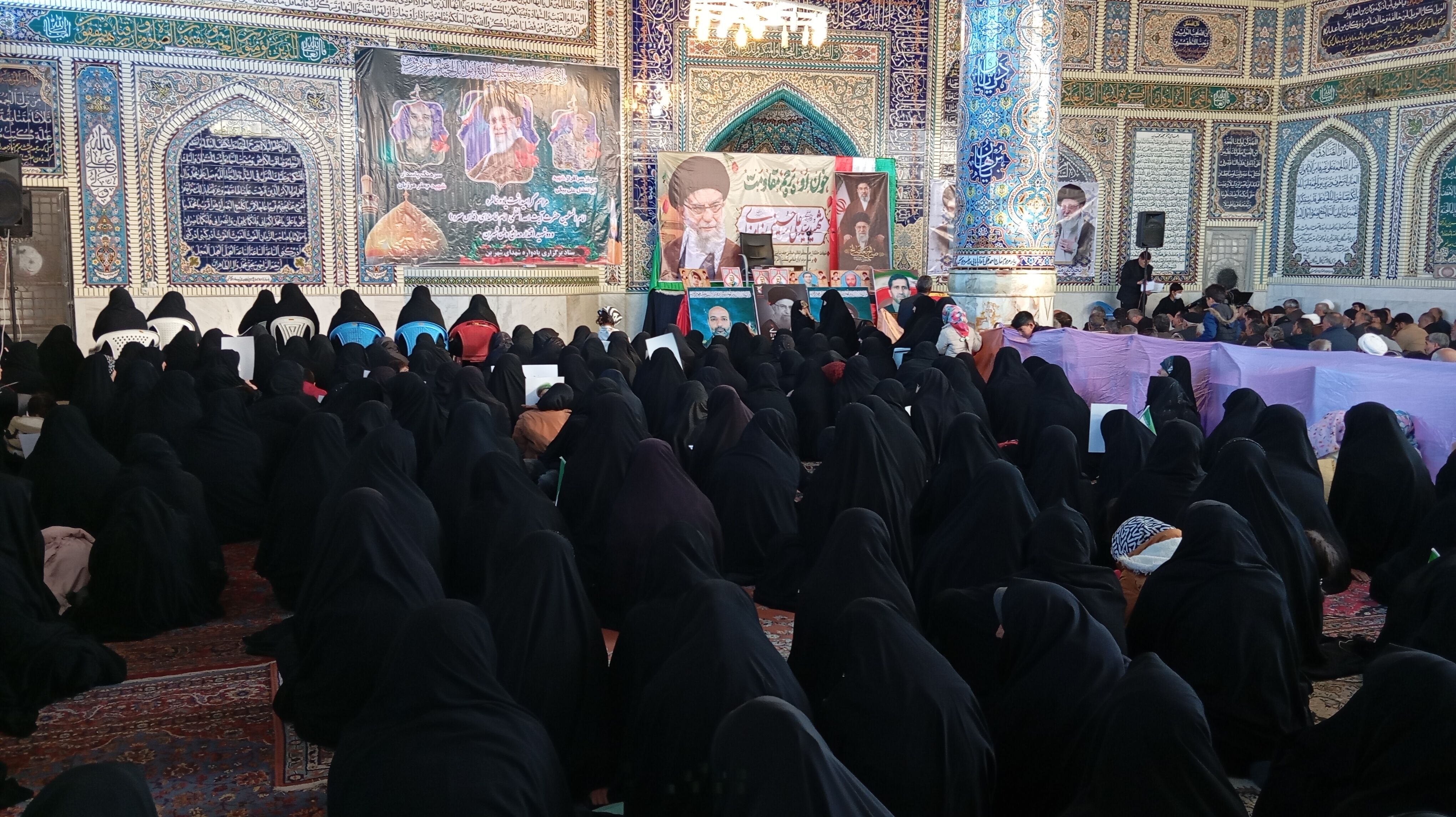 تجدید بیعت مردم بن با سومین رهبر انقلاب اسلامی در آیین گرامیداشت شهدای وطن