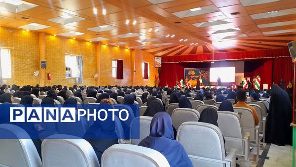 تقدیر از برگزیدگان جشنواره امید فردا