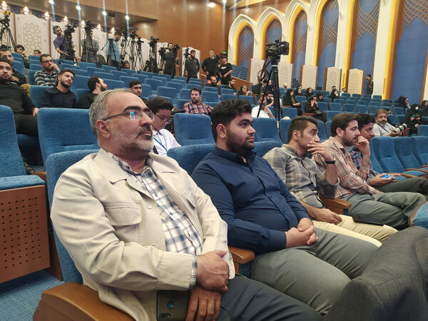 حضور اعضای پانای قم در مراسم روز خبرنگار