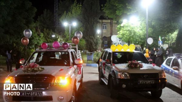 عقد سه زوج جوان در دل راهپیمایی مردمی، آغاز  زندگی مشترک با عطر همدلی و اتحاد