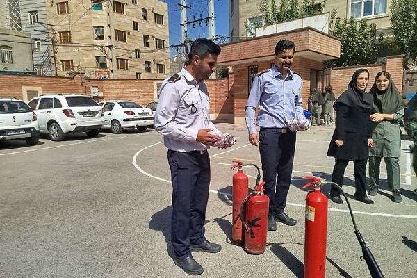 یادگیری ایمنی با قهرمانان آتش نشان