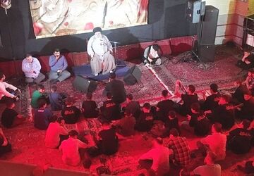 حک کلمه شهید روی سنگ قبر پسرم، آرزویش بود