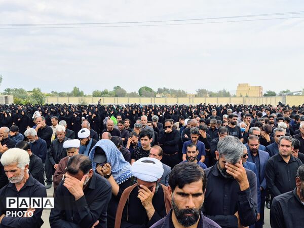 مراسم تشییع پیکر مطهر شهید اسماعیل آزادگرمی در کرمان