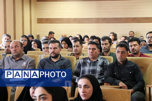 برگزاری مراسم روز ملی به‌ورز در شبکه بهداشت و درمان قروه