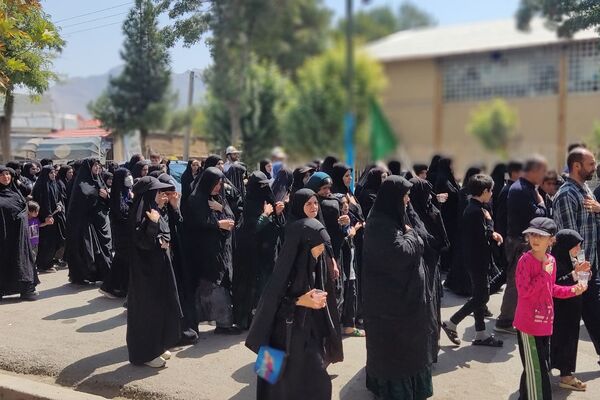 شکوه عزاداران رضوی در لردگان