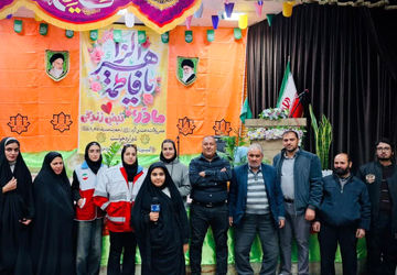 ایزدخواست، میزبان جشن بزرگداشت روز مادر