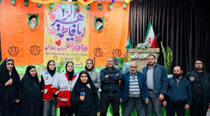 ایزدخواست، میزبان جشن بزرگداشت روز مادر