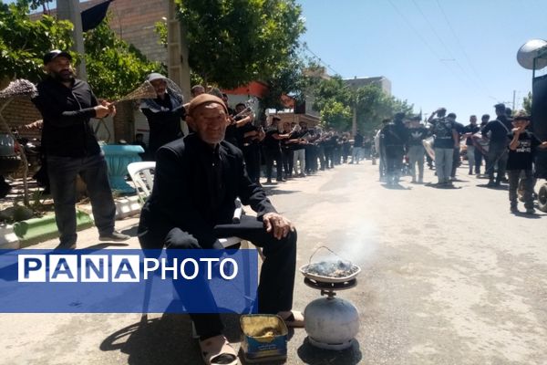برگزاری مراسم گرامیداشت تاسوعای حسینی در شهر تیتکانلو 