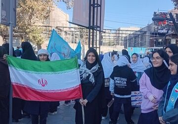 دانش‌آموزان نبض امروز و فردا را در دست دارند