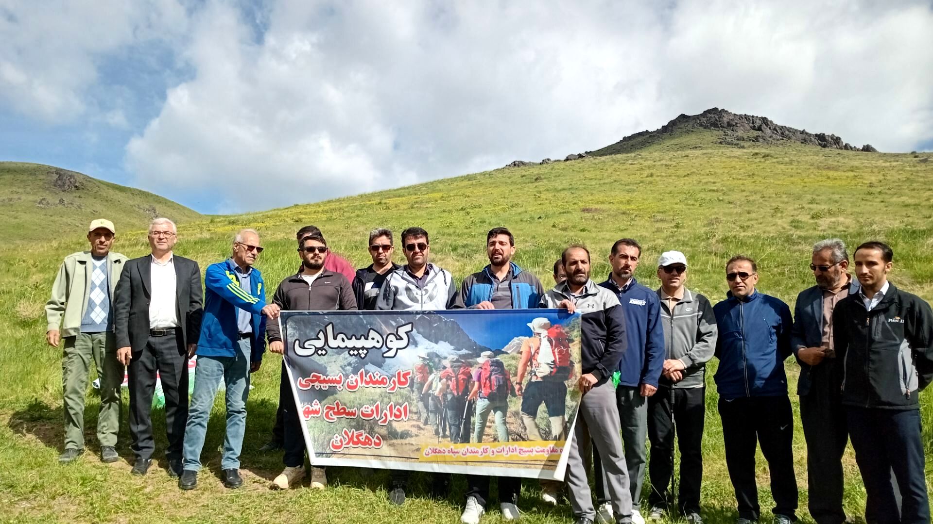 همایش پیاده‌روی ادارات در شهرستان دهگلان
