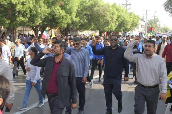 راهپیمایی 13 آبان و روز دانش‌آموز در هرمزگان