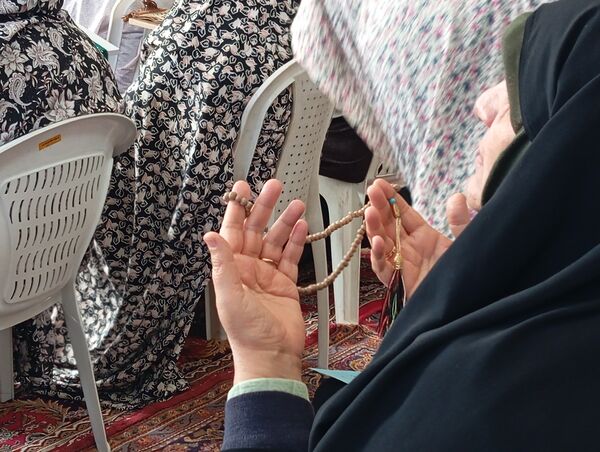 نماز جمعه‌ای که در آن شعار «مرگ بر آمریکا» طنین‌انداز شد
