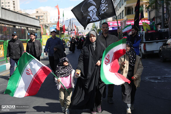 چهلمین روز شهادت رهبر شهید انقلاب اسلامی - تهران