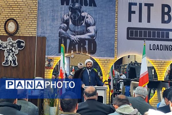  خدمت‌رسانی دولت به مردم زرقان در دهه فجر 