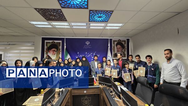 دیدار صمیمی خبرنگاران پانا با عضور شورای شهر شیراز