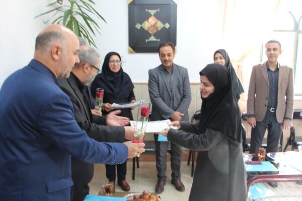 بازدید مدیر کل آموزش و پرورش استان از پیش دبستانی نوآموزان با آسیب شنوایی امام رضا (ع)