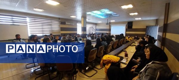 نشست شوراهای دانش‌آموزی ابهر 