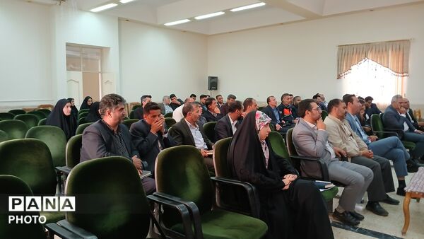 جلسه شورای اداری شهرستان بن