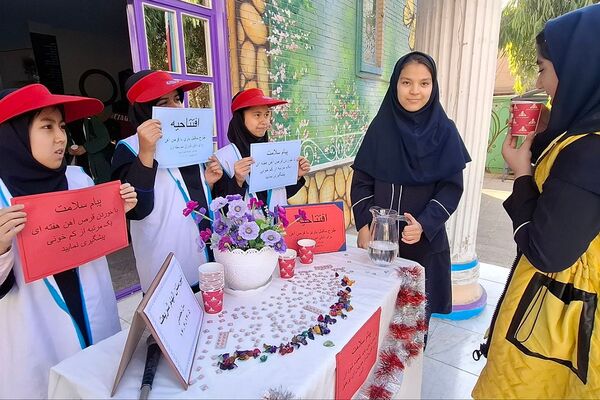 آغاز طرح مکمل یاری با آهن و ویتامین دی در مدارس کهریزک