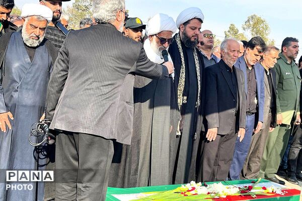 مراسم وداع و تشیع پیکر مطهر شهید محمد مهدی زواره ای در روستای طغان و امامزاده هادی شهر جوادآباد