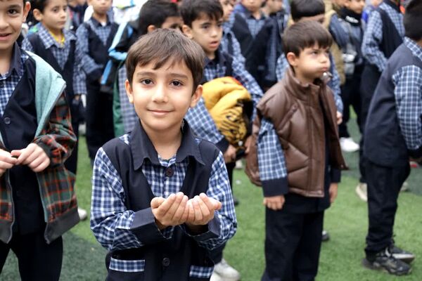صبحگاه دانش در دبستان خیراندیشان گرگان