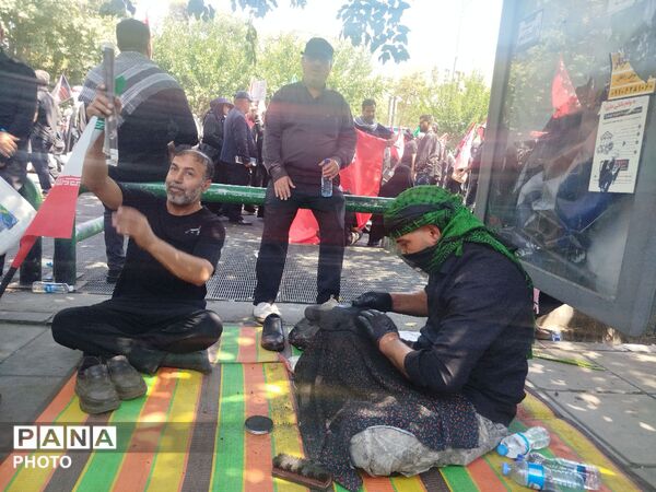 اتحاد و همبستگی مردم ایران در تشییع رهبر انقلاب 