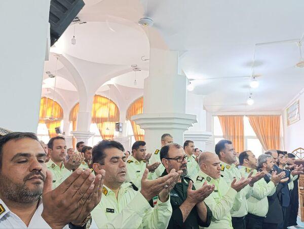 برگزاری نماز عبادی سیاسی جمعه همزمان با شروع هفته انتظامی در شهرستان خلیل اباد 