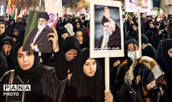 برگزاری سومین روز عزاداری رهبر شهید در نیشابور 