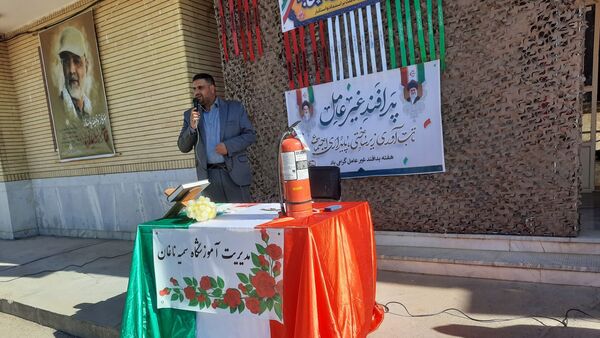 برگزاری مانور پدافند غیرعامل در آموزشگاه سمیه ناغان 