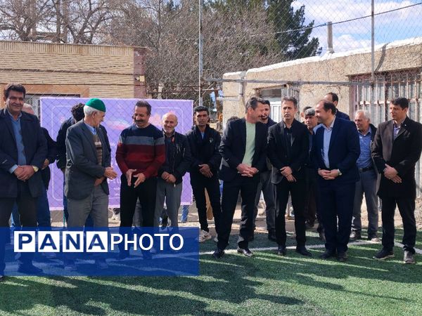 افتتاح چمن مصنوعی روستای قره مصلی