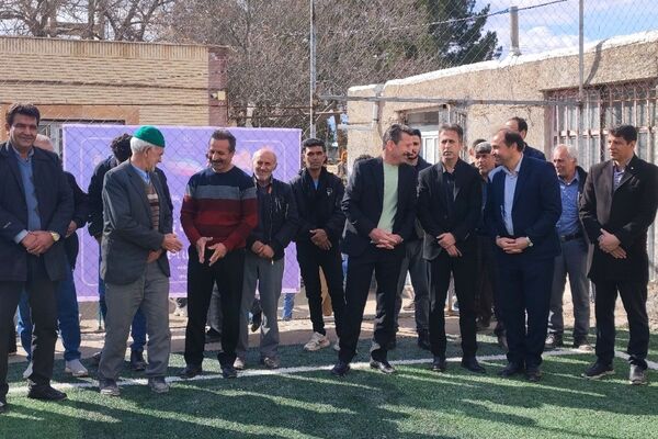 افتتاح چمن مصنوعی روستای قره مصلی