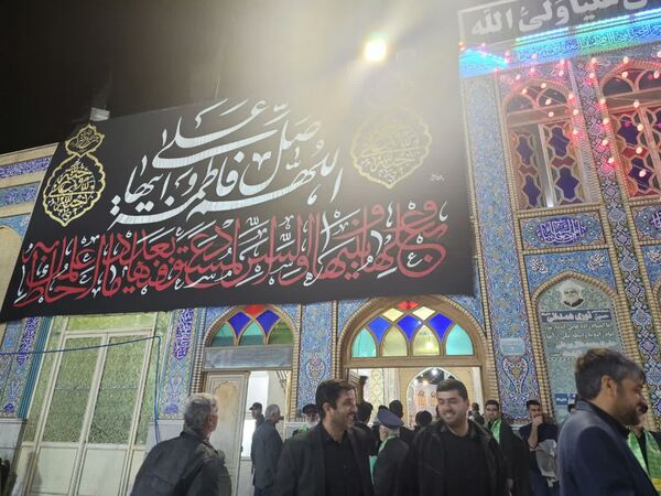 مراسم احیاء شب نوزدهم ماه مبارک رمضان(لیالی قدر) در نجف ایران