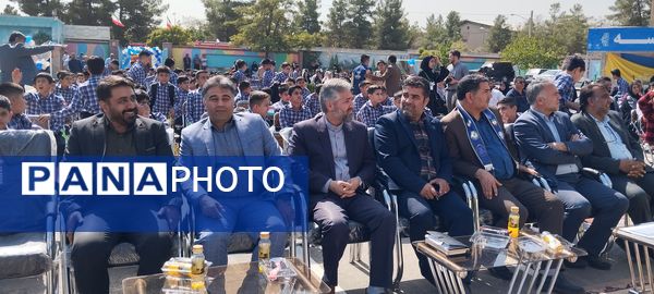  جشن جوانه‌ها در دبیرستان پسرانه متوسطه اول میرزا حسن افشار ناحیه 7 مشهد