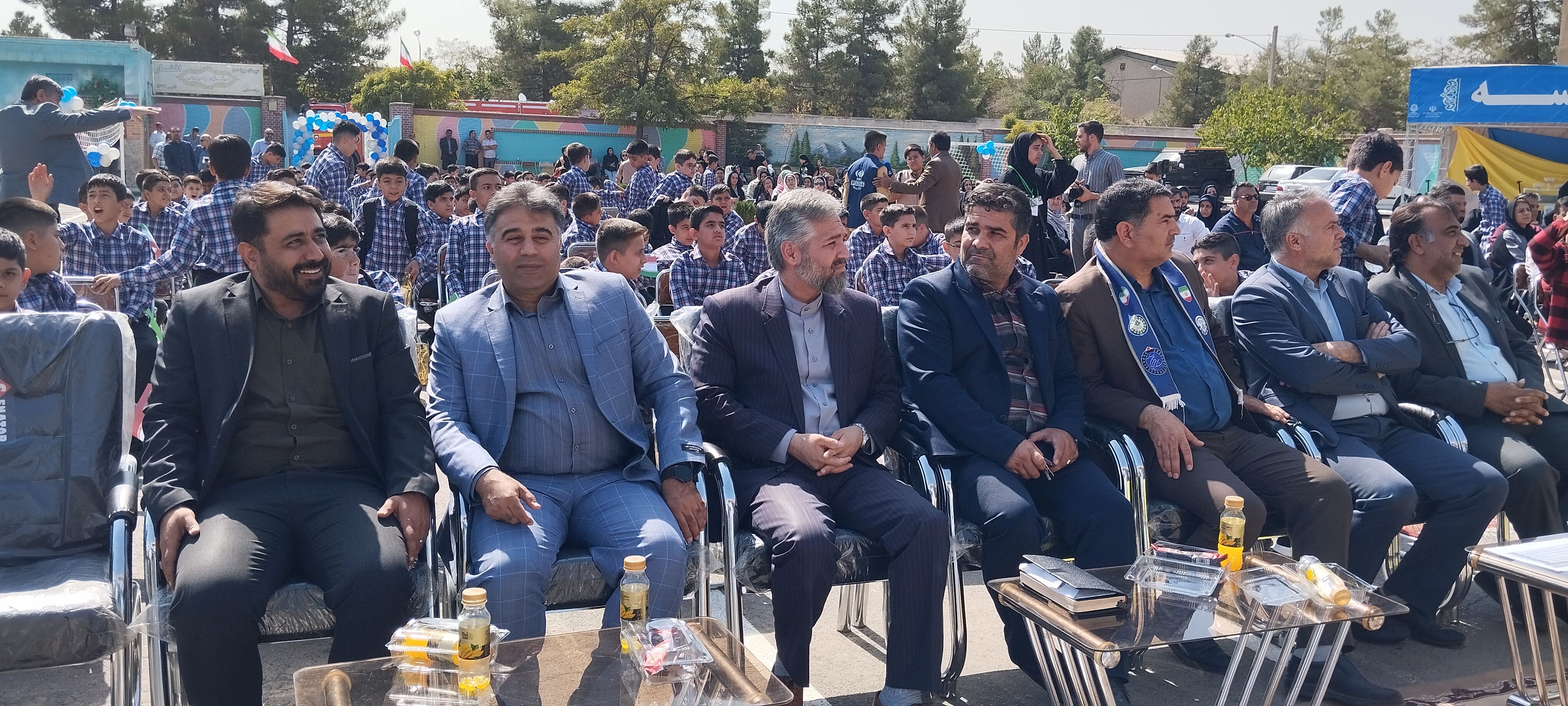  جشن جوانه‌ها در دبیرستان پسرانه متوسطه اول میرزا حسن افشار ناحیه 7 مشهد