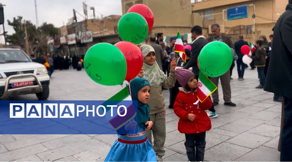 حضور با شکوه مردم تفت در راهپیمایی ۲۲ بهمن