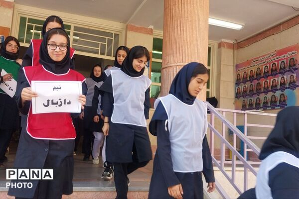 المپیاد ورزشی؛ شور و نشاط دانش‌آموزی در دبیرستان شهید بیاتی