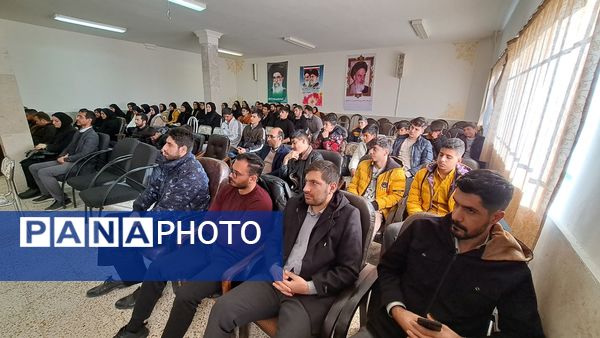 دوره آموزش خبرنگاری و عکاسی در منطقه انزل