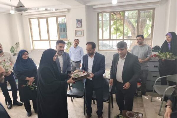 نوروز دانش با حضور دانش آموزان و مسئولان منطقه پردیس 