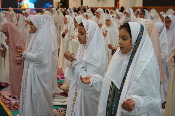 جشن بزرگ روزه اولی‌ها در حرم مطهر شاهچراغ (ع)