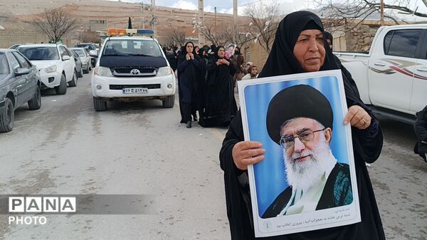 اجتماع عظیم مردم ولایتمدار شهرستان مارگون در پی شهادت آیت الله العظمی امام خامنه‌ای 