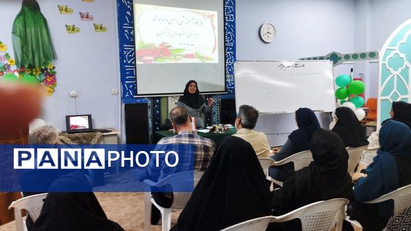 اولین مجمع انجمن اولیا و مربیان دبیرستان فرهنگیان