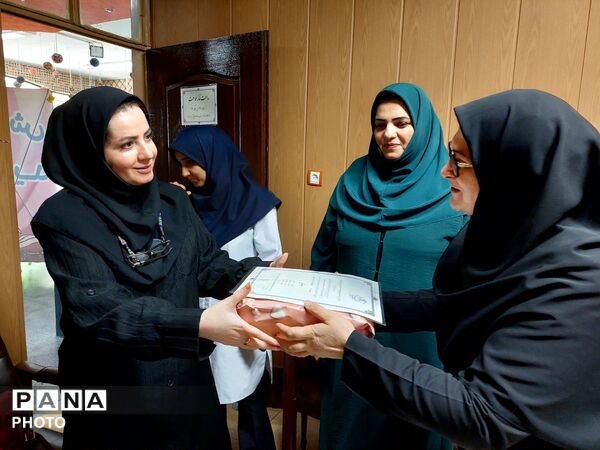 پایان رقابت‌های جشنواره خوارزمی در محور فعالیت‌های آزمایشگاهی